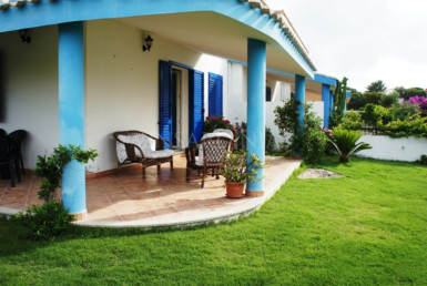 Pavillon avec jardin en location Sud Sardaigne