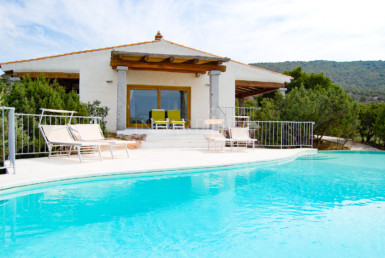 Villa de luxe vue mer en location Nord Sardaigne