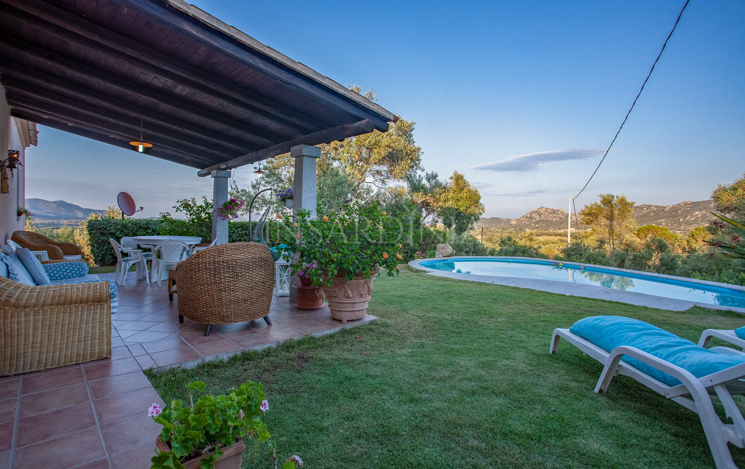 Rent luxury villa olbia Sardinia swimming poolInsardinia